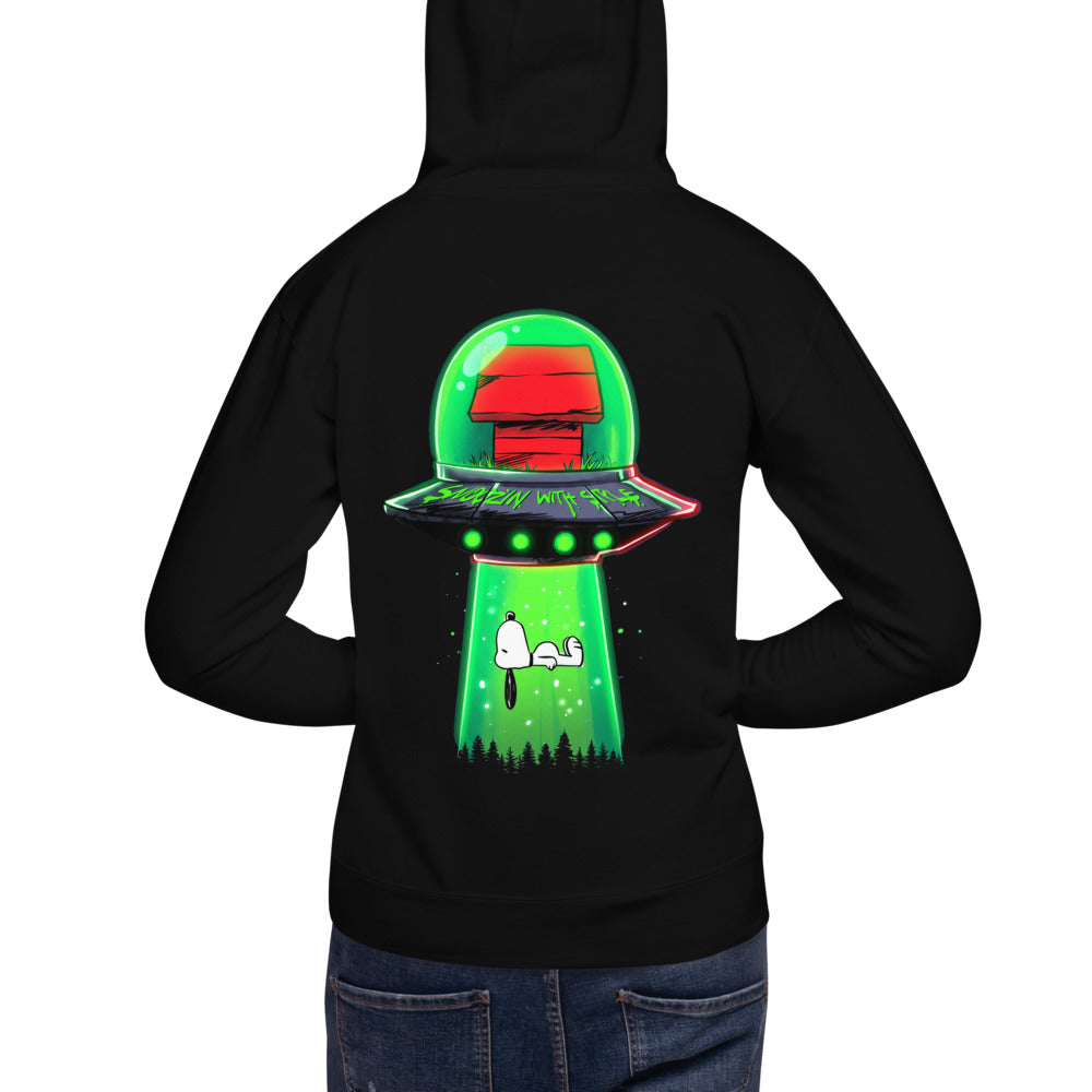 Hoodie Snoopy UFO Snoozin With Style - Modelo masculino espalda