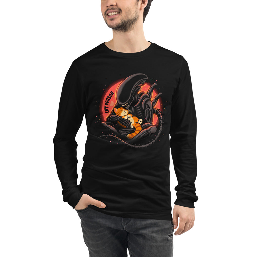Manga larga Cat Person Xenomorph Hugging Orange Kitten - Modelo masculino
