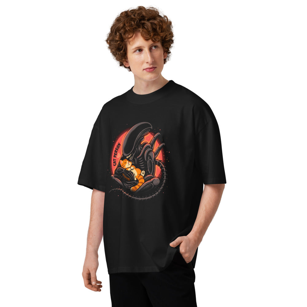 Oversize Cat Person Xenomorph Hugging Orange Kitten - Modelo masculino