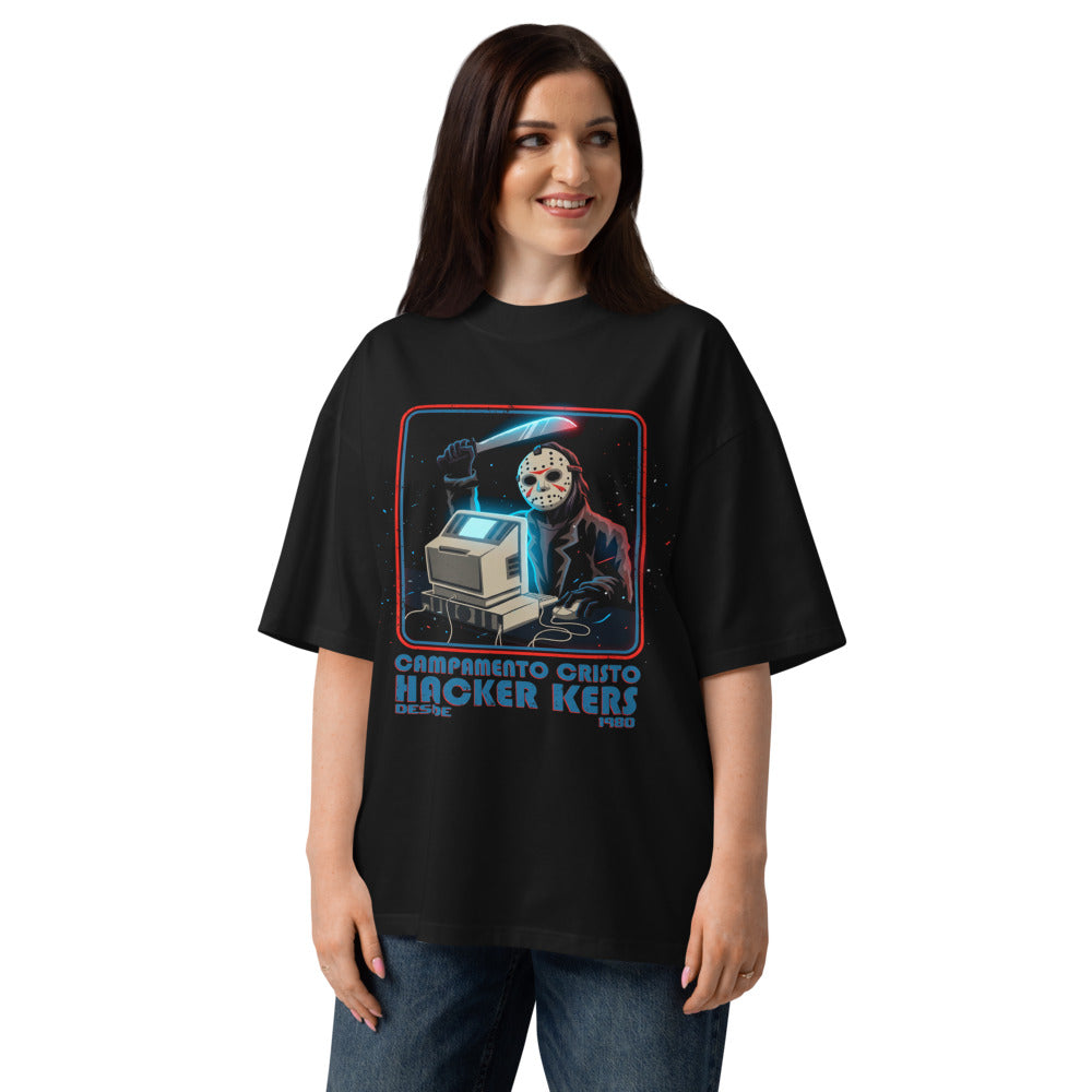 Oversize Jason Campamento Cristal Hackers Desde 1980 - Modelo femenina