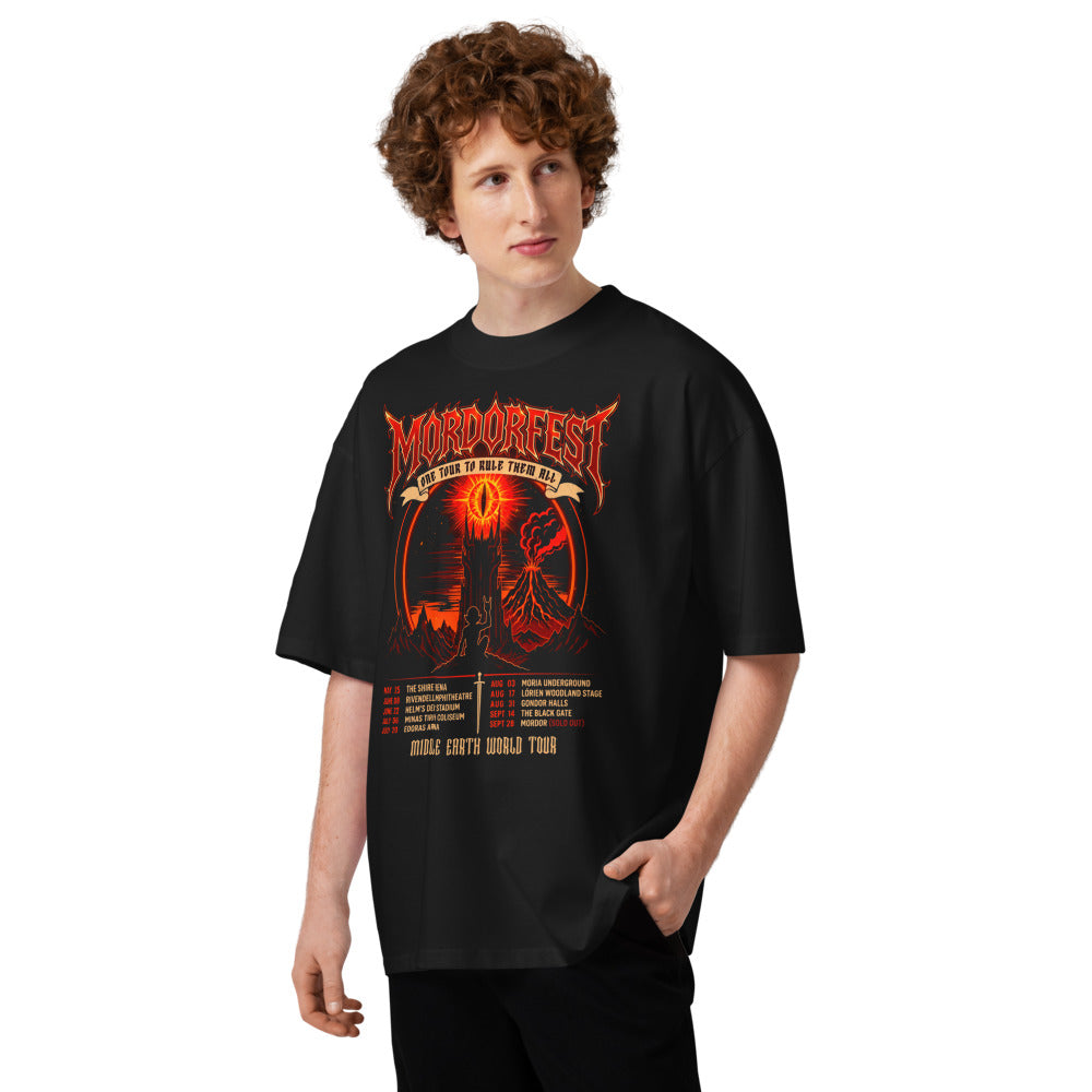 Oversize Mordorfest One Tour To Rule Them All - Modelo masculino