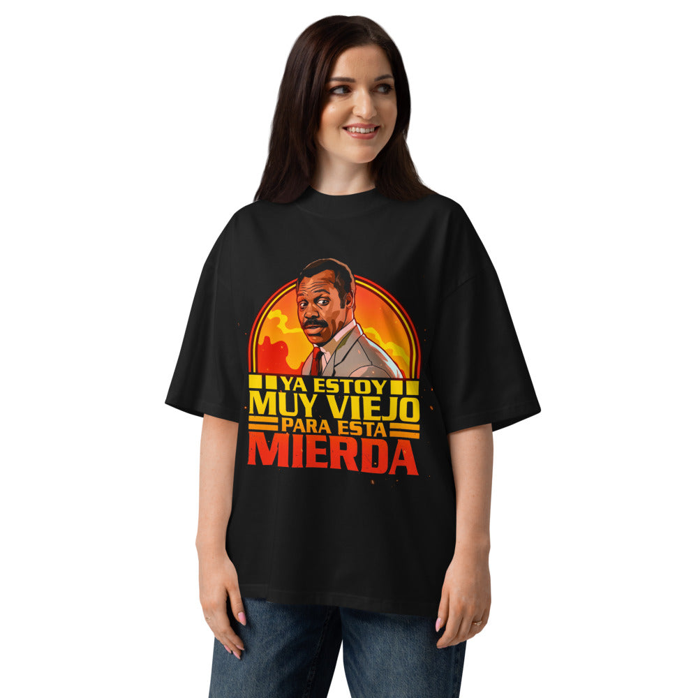 Oversize Ya Estoy Muy Viejo Para Esto - Modelo femenina