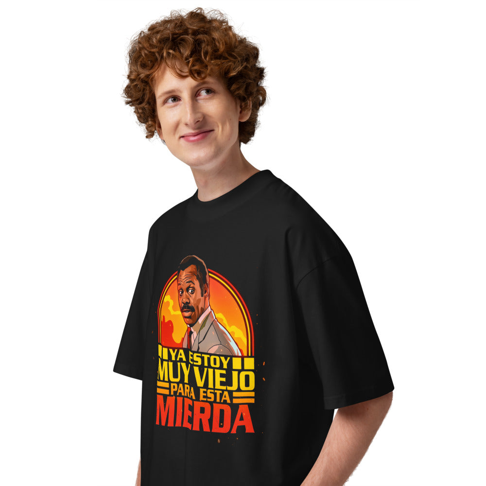 Oversize Ya Estoy Muy Viejo Para Esto - Modelo masculino lateral