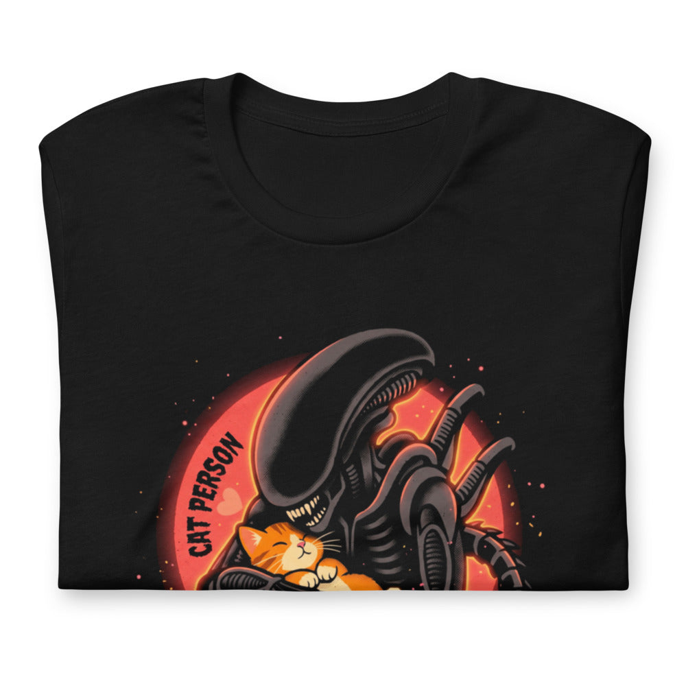 Playera Cat Person Xenomorph Hugging Orange Kitten - Doblado