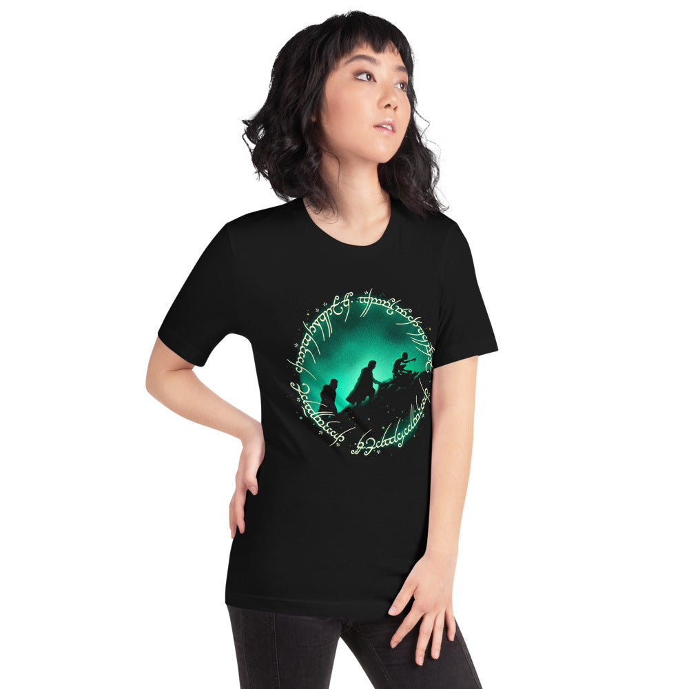 Playera Frodo Sam Gollum One Ring Script Green Glow - Modelo femenina