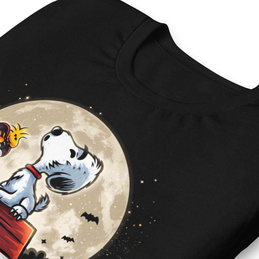 Playera Snoopy Woodstock Vampire Full Moon Doghouse - Doblado zoom