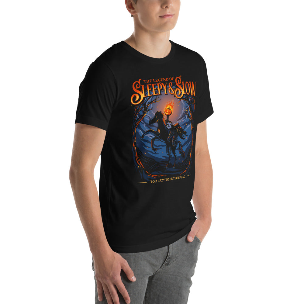 Playera The Legend Of Sleepy And Slow Sloth - Modelo masculino lateral