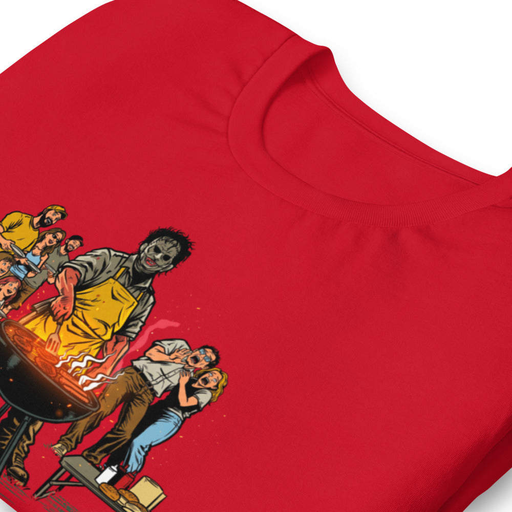 Playera Leatherface Backyard BBQ Terrified Guests - Doblado zoom