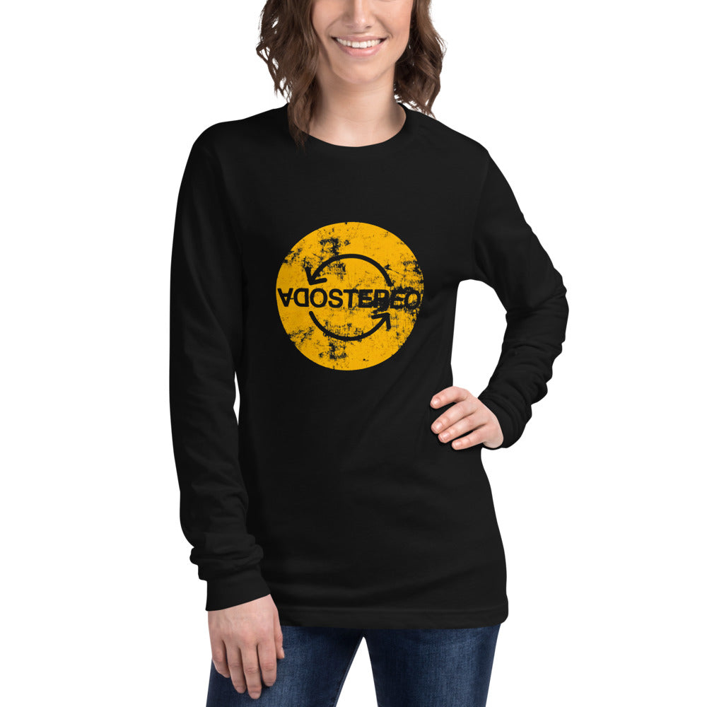 Soda Stereo Logo Distressed Yellow manga larga negra modelo femenina