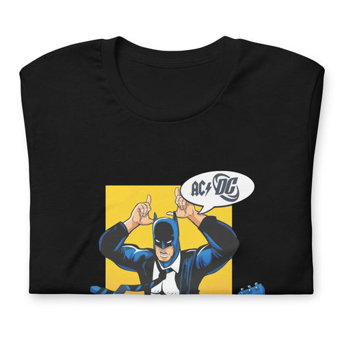 ¡Te presentamos nuestra nueva playera que combina lo mejor de dos iconos de la cultura pop! Conoce Batman AC/DC