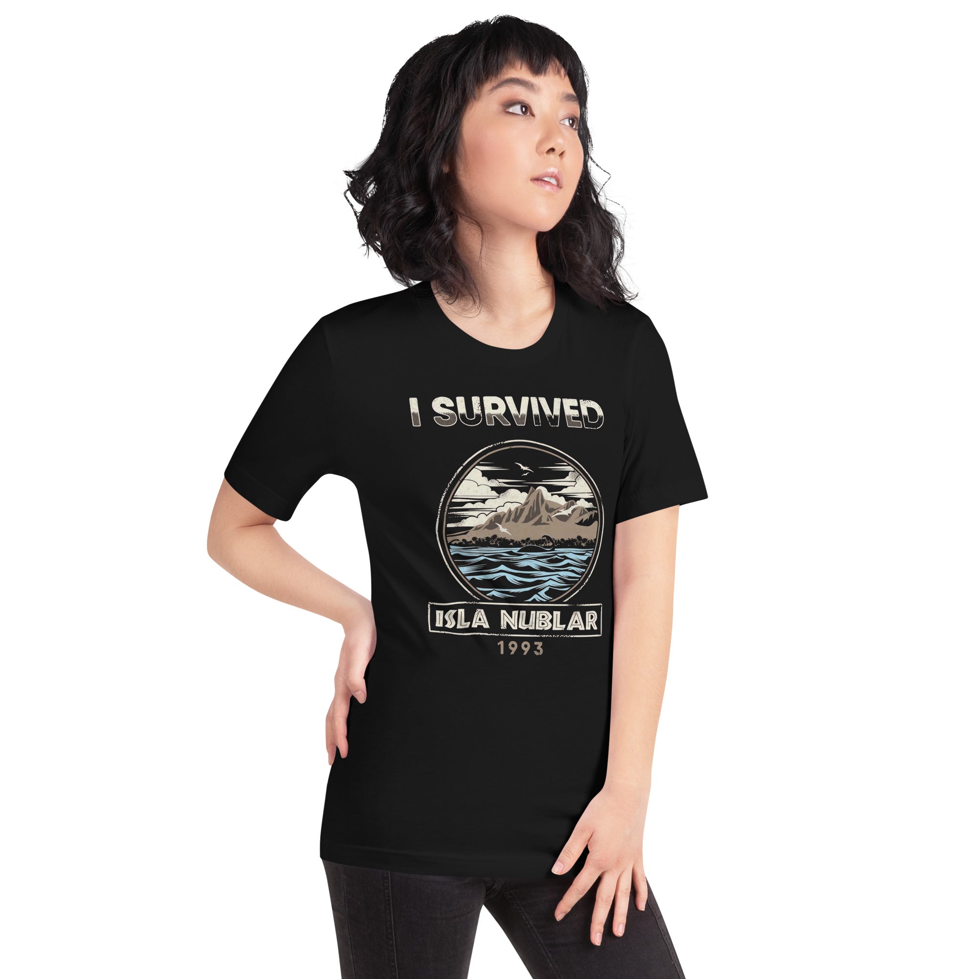 Camiseta Sobreviví a la Isla Nublar, Disponible en la mejor tienda online para comprar tu merch favorita, la mejor Calidad, compra Ahora en Superstar! 