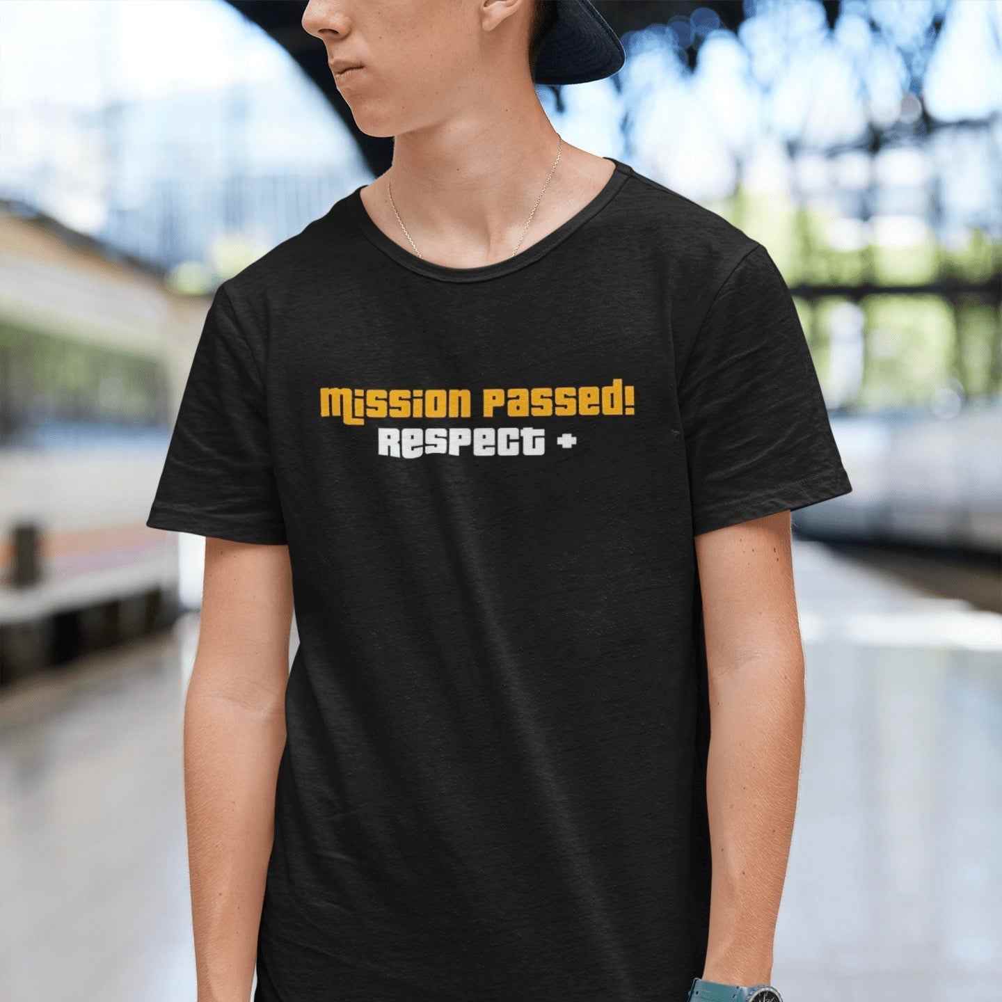 Mission Passed - SuperStarCamiseta Mission Passed basada en GTA V, siempre al momento de terminar una misión estaba esta frase junto con una de las mejores canciones.